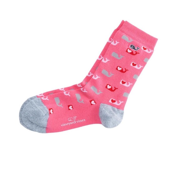 Vineyard Vines Accessories - NWOT Pink heart vineyard vine socks